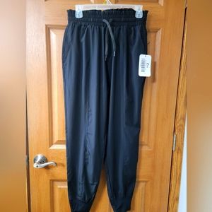 New Zyia Active Black Desire Cinch Waist Joggers, Size M